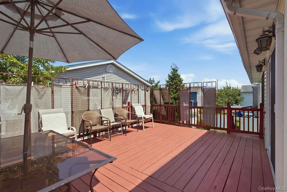 165 Meister Boulevard Freeport, NY 11520
