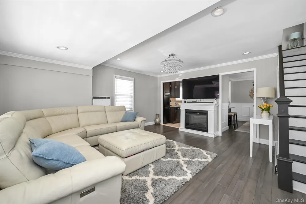 187 Memphis Avenue South Floral Park, NY 11001