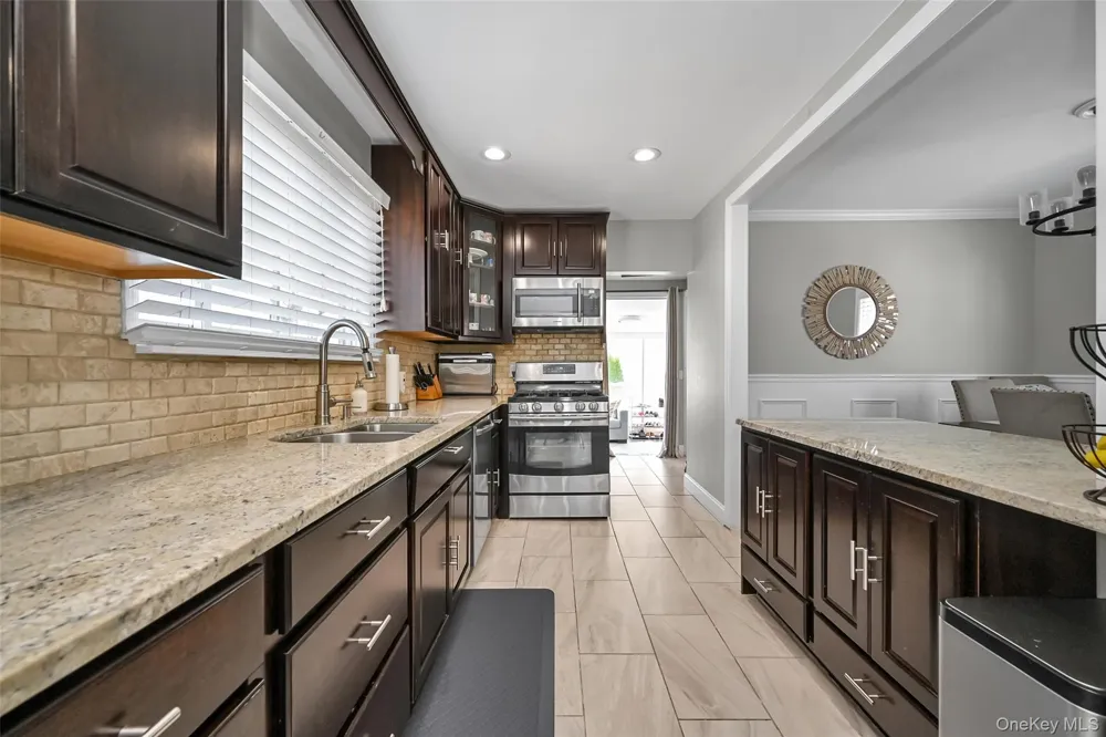 187 Memphis Avenue South Floral Park, NY 11001