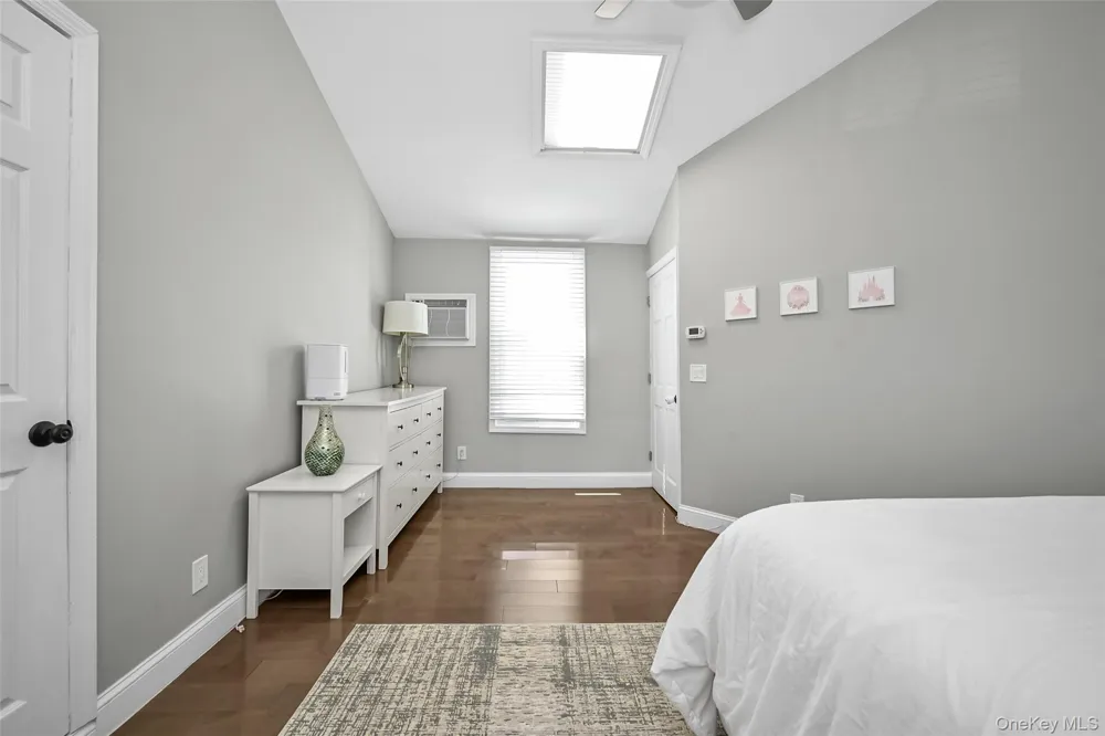 187 Memphis Avenue South Floral Park, NY 11001