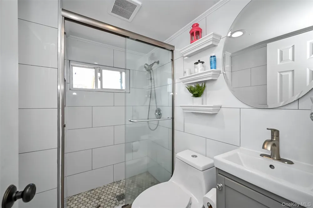 187 Memphis Avenue South Floral Park, NY 11001