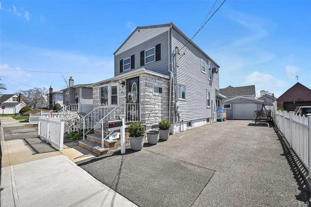 187 Memphis Avenue South Floral Park, NY 11001