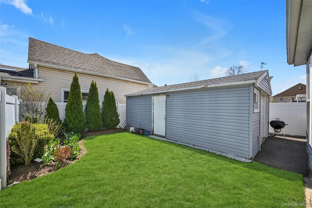 187 Memphis Avenue South Floral Park, NY 11001