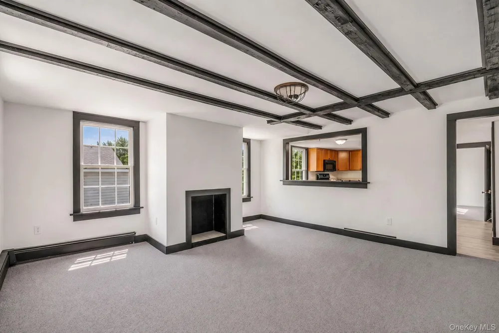 180 Quaker Street Wallkill, NY 12589