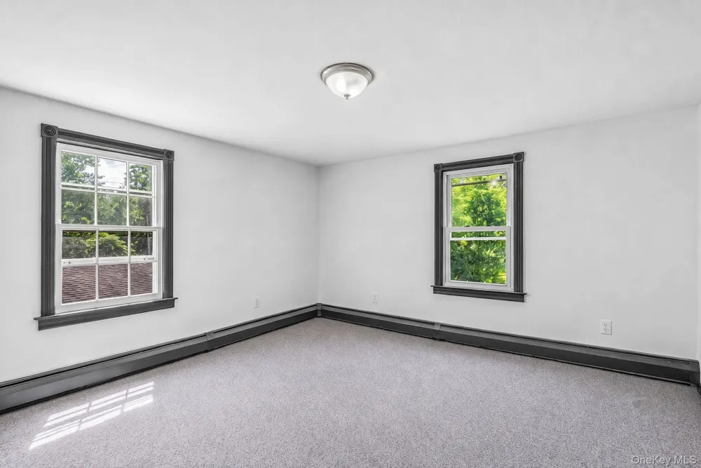 180 Quaker Street Wallkill, NY 12589