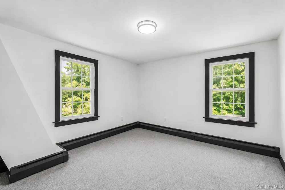 180 Quaker Street Wallkill, NY 12589