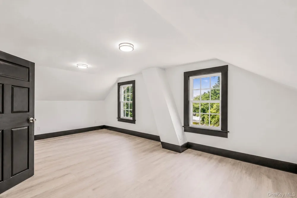 180 Quaker Street Wallkill, NY 12589