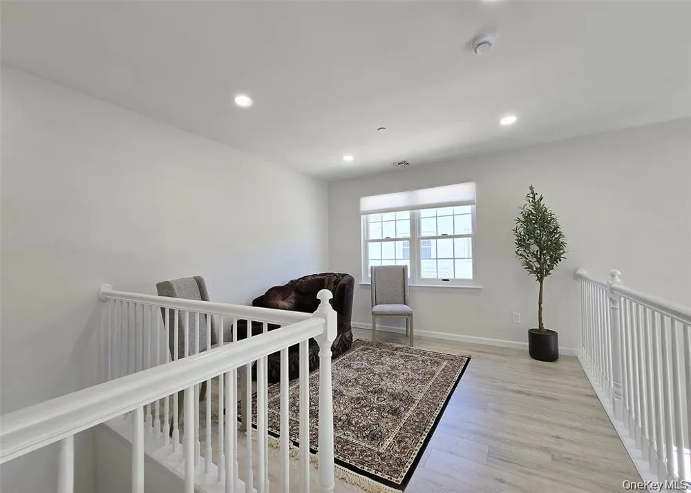 5 Charley Lane Middle Island, NY 11953