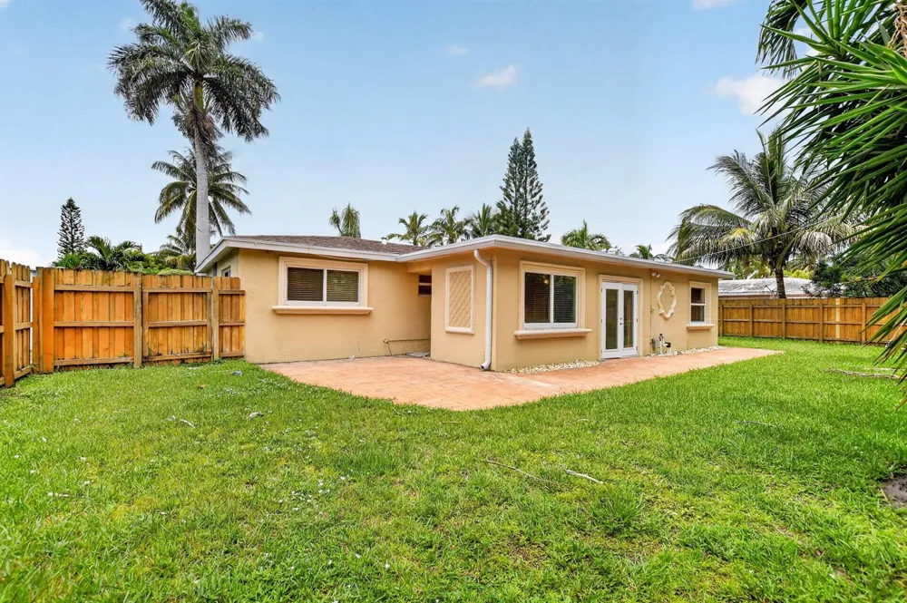 2250 NE 4TH COURT Boca Raton, FL 33431