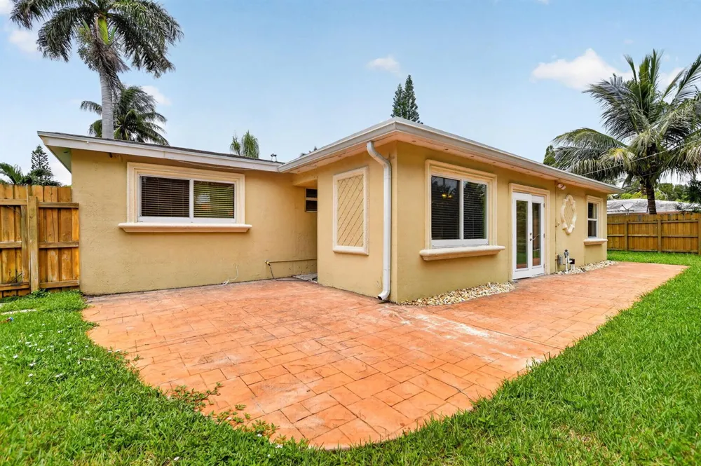 2250 NE 4TH COURT Boca Raton, FL 33431