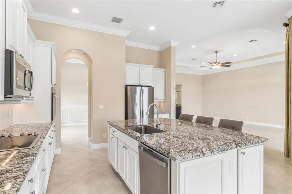 10539 SW CAPRAIA WAY Port St. Lucie, FL 34986
