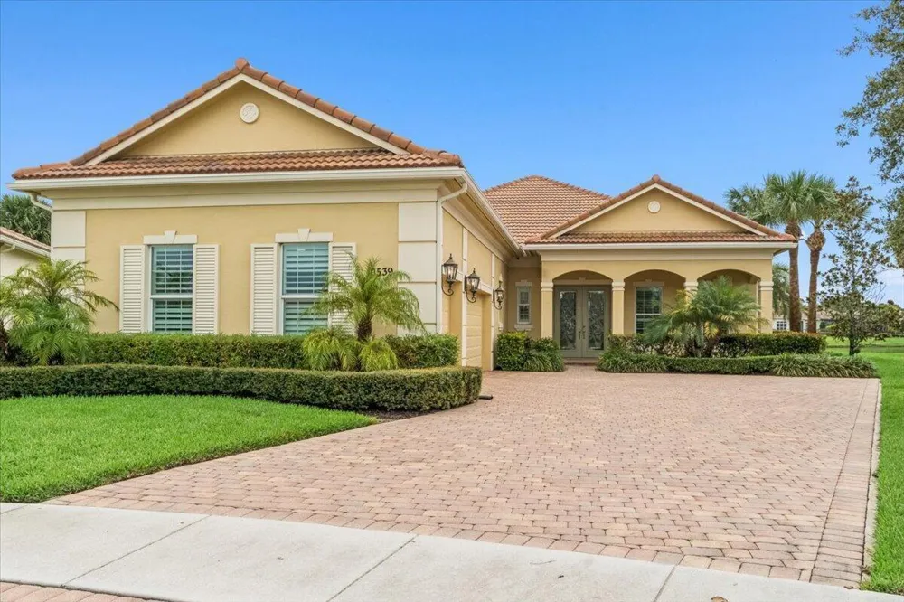 10539 SW CAPRAIA WAY Port St. Lucie, FL 34986