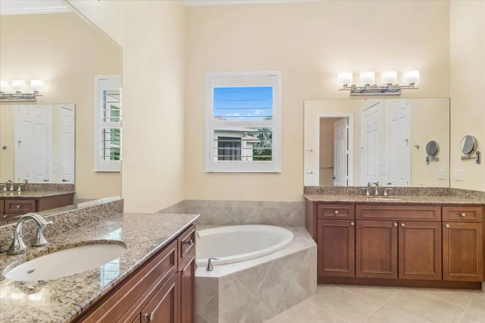10539 SW CAPRAIA WAY Port St. Lucie, FL 34986