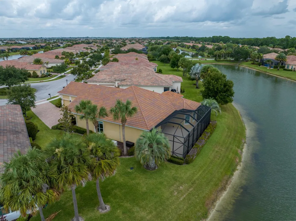 10539 SW CAPRAIA WAY Port St. Lucie, FL 34986