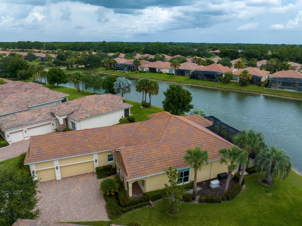 10539 SW CAPRAIA WAY Port St. Lucie, FL 34986