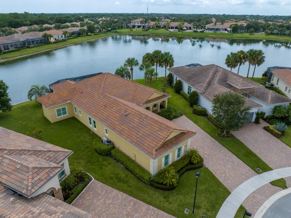 10539 SW CAPRAIA WAY Port St. Lucie, FL 34986