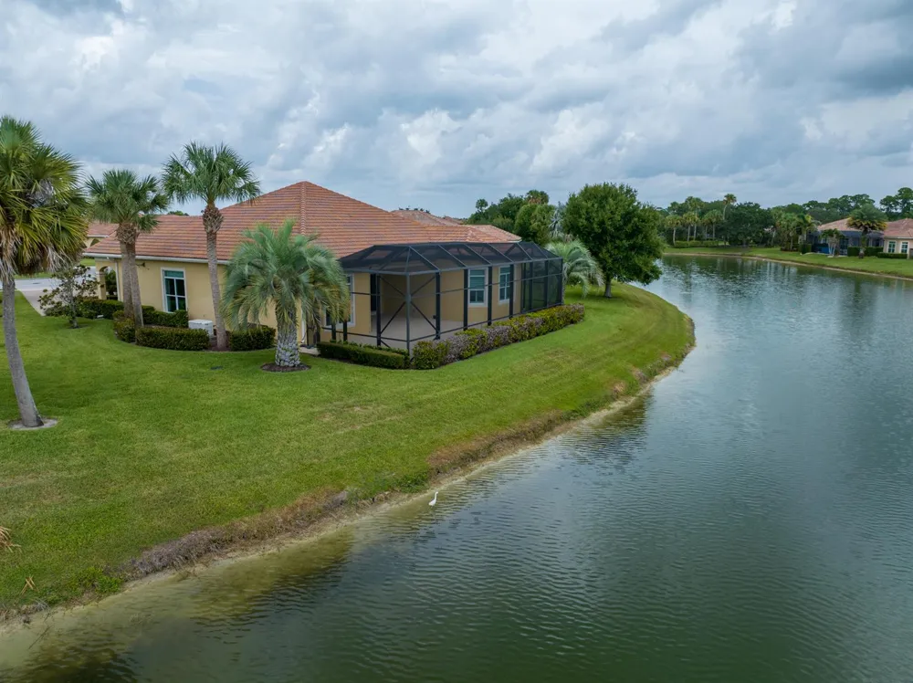 10539 SW CAPRAIA WAY Port St. Lucie, FL 34986