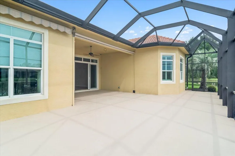 10539 SW CAPRAIA WAY Port St. Lucie, FL 34986