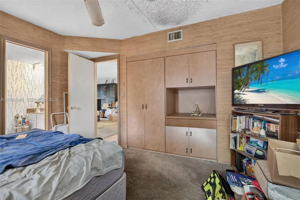 3772 Inverrary Blvd #101 Lauderhill, FL 33319