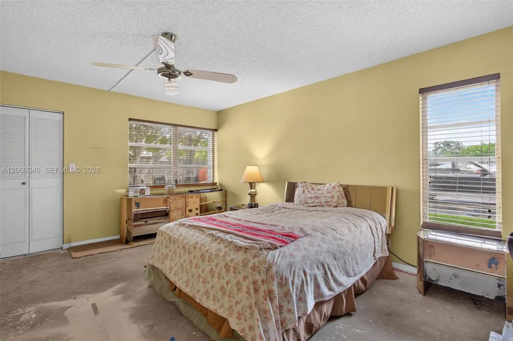 3772 Inverrary Blvd #101 Lauderhill, FL 33319