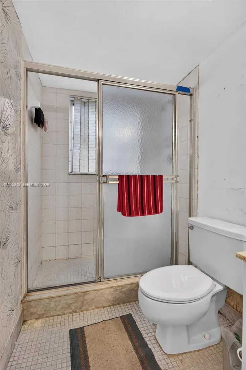 3772 Inverrary Blvd #101 Lauderhill, FL 33319