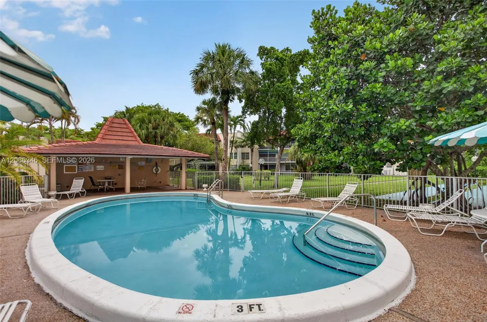 3772 Inverrary Blvd #101 Lauderhill, FL 33319