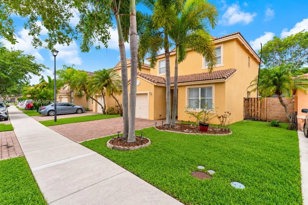 1430 SE 18th Ter Homestead, FL 33035