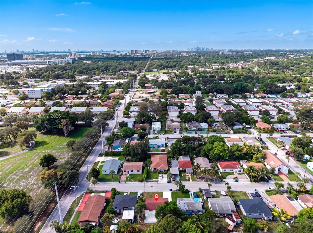 1583 NE 152nd St North Miami Beach, FL 33162