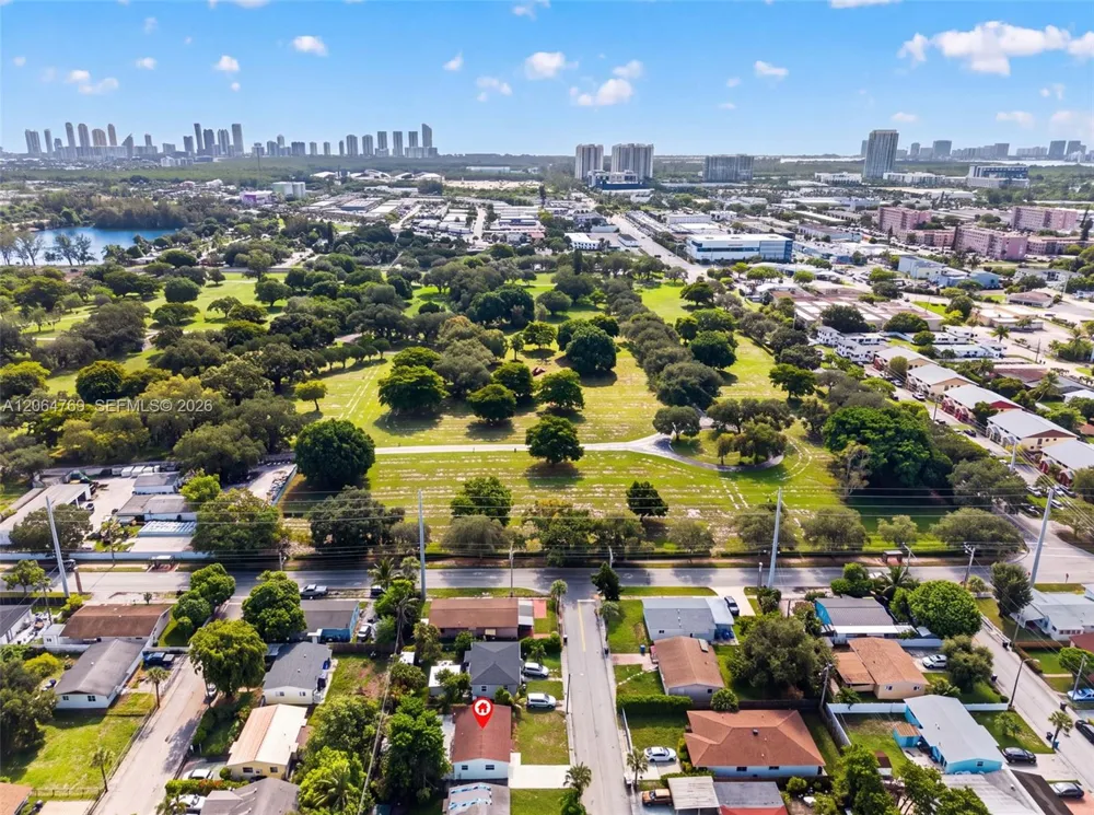 1583 NE 152nd St North Miami Beach, FL 33162
