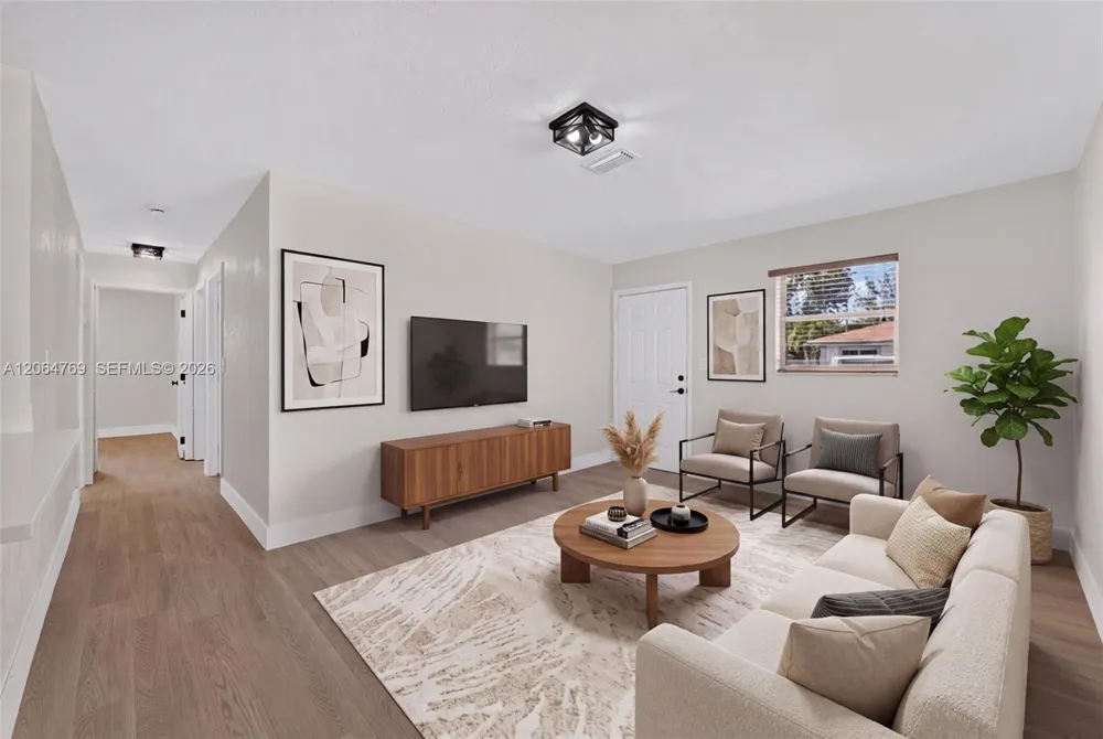 1583 NE 152nd St North Miami Beach, FL 33162
