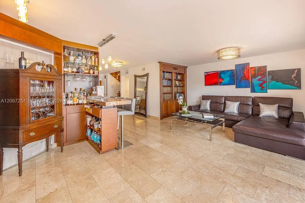 20935 NE 37th Ct Aventura, FL 33180