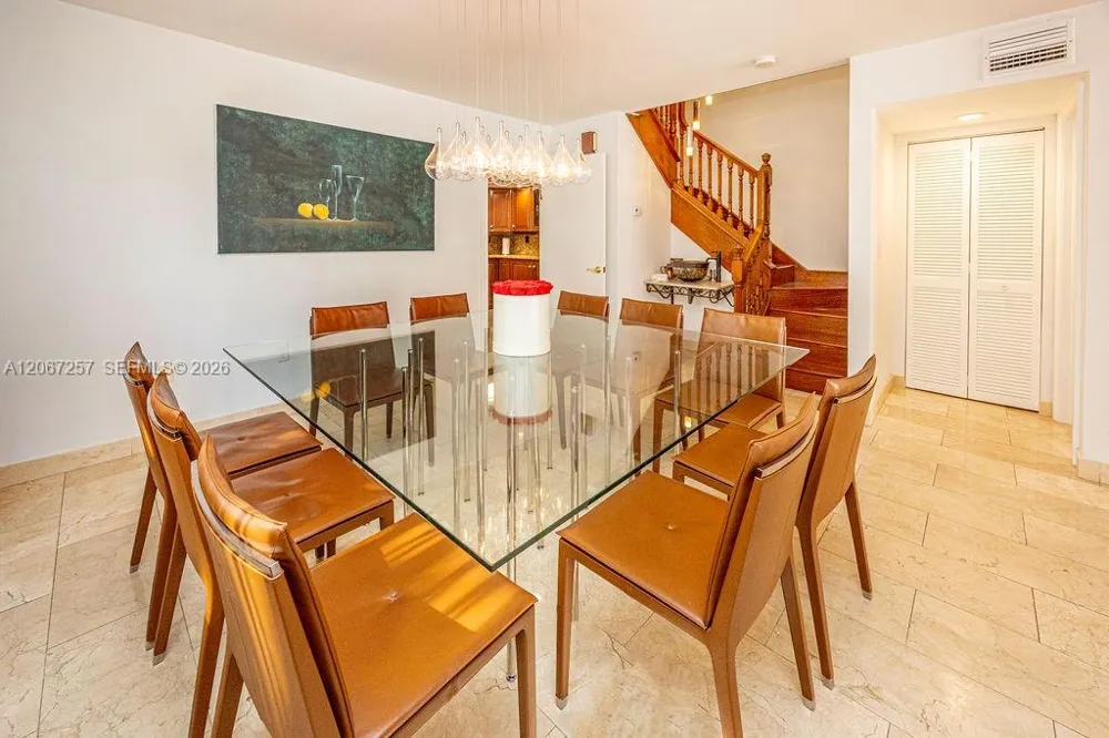 20935 NE 37th Ct Aventura, FL 33180