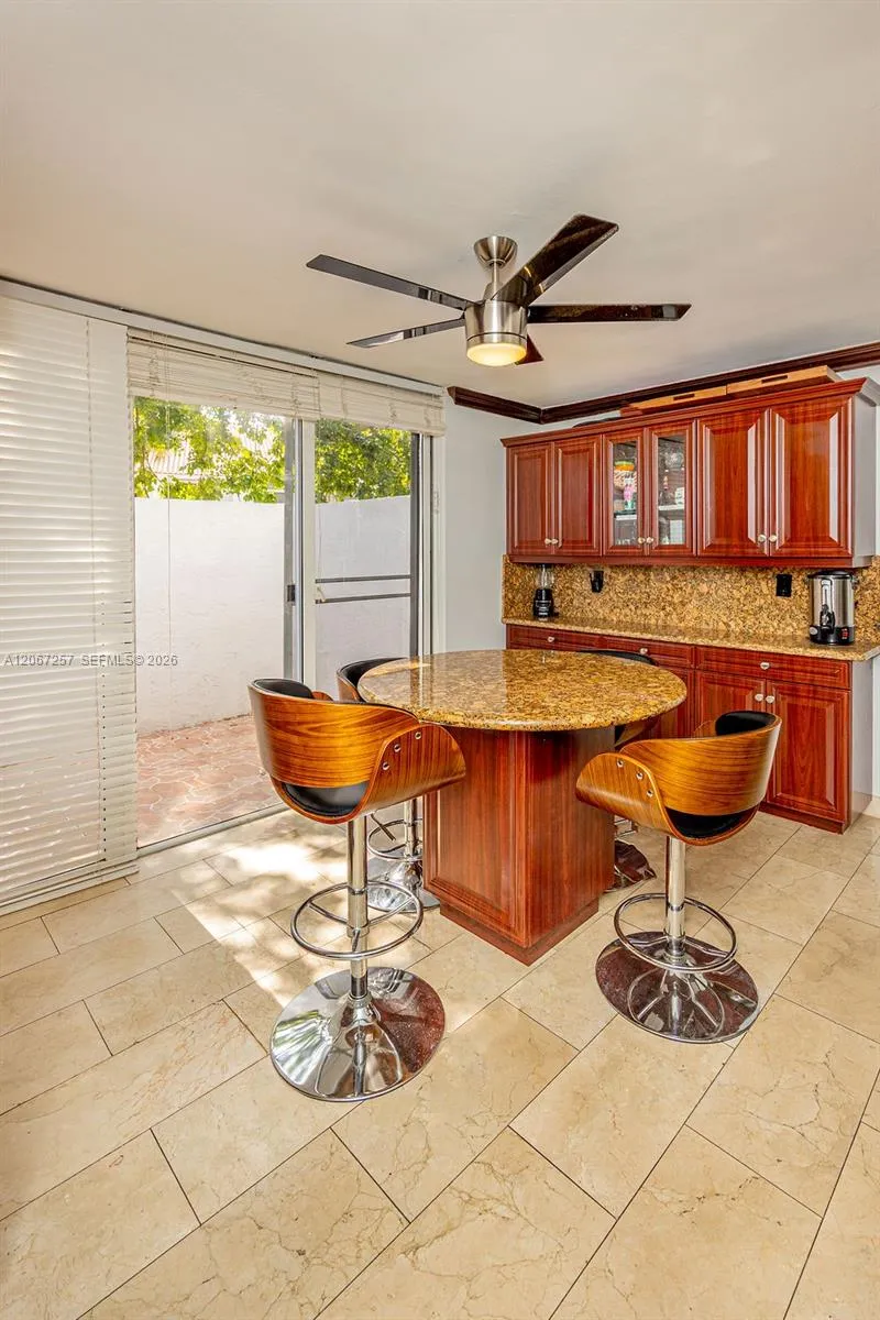 20935 NE 37th Ct Aventura, FL 33180