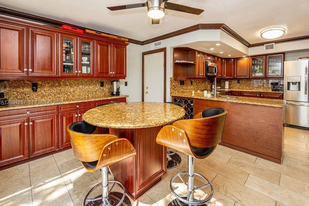 20935 NE 37th Ct Aventura, FL 33180