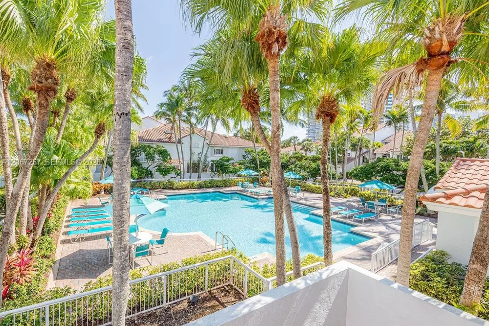 20935 NE 37th Ct Aventura, FL 33180