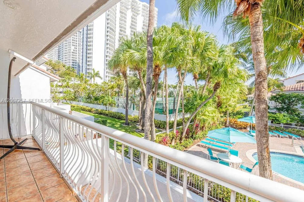 20935 NE 37th Ct Aventura, FL 33180