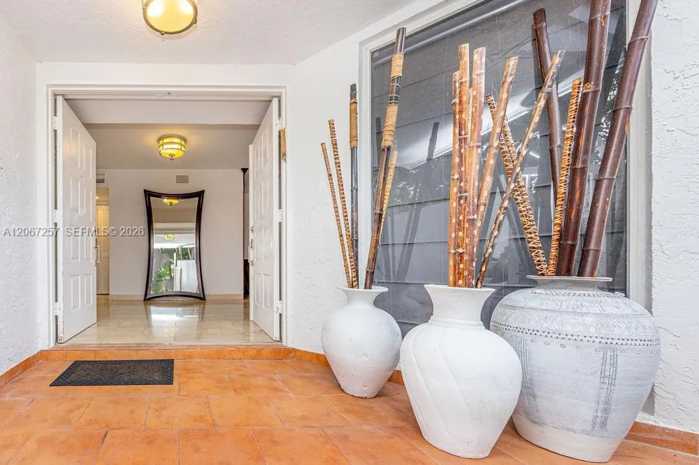 20935 NE 37th Ct Aventura, FL 33180
