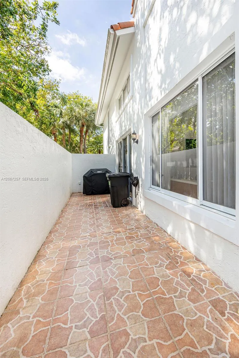 20935 NE 37th Ct Aventura, FL 33180