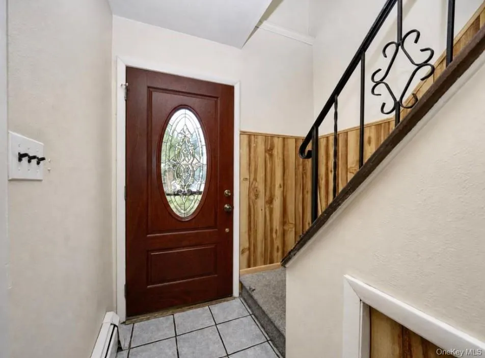82 Vails Gate Heights Drive New Windsor, NY 12553
