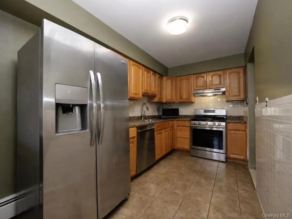 82 Vails Gate Heights Drive New Windsor, NY 12553