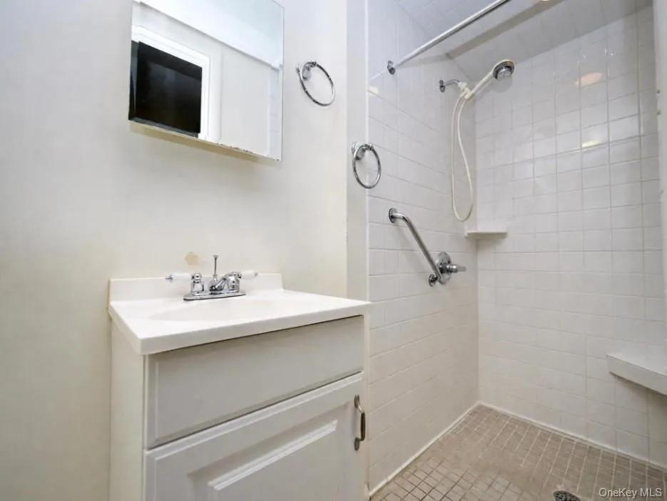 82 Vails Gate Heights Drive New Windsor, NY 12553