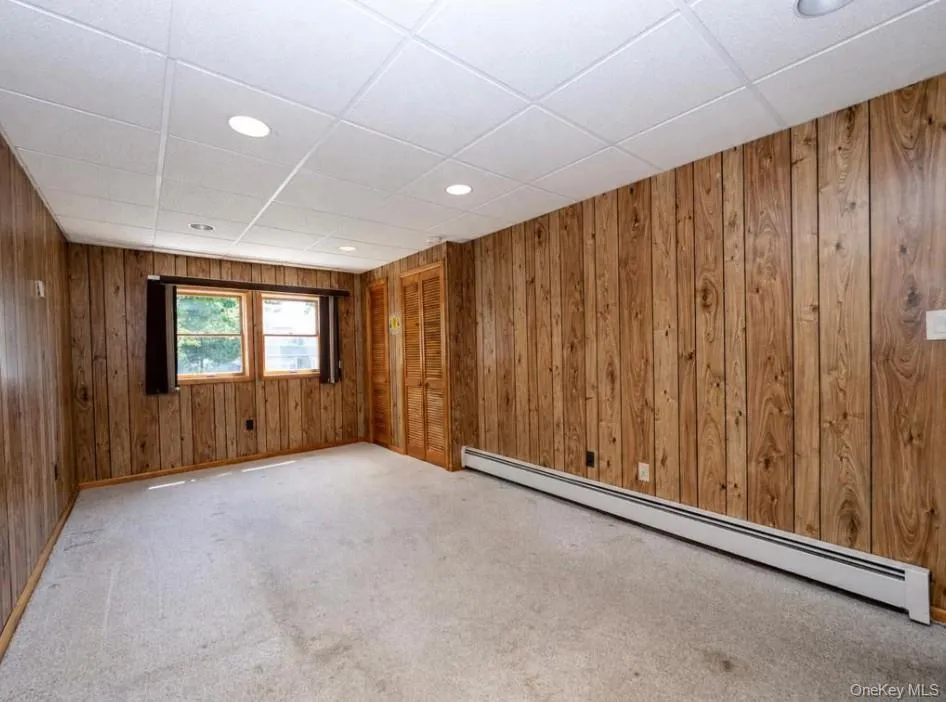 82 Vails Gate Heights Drive New Windsor, NY 12553
