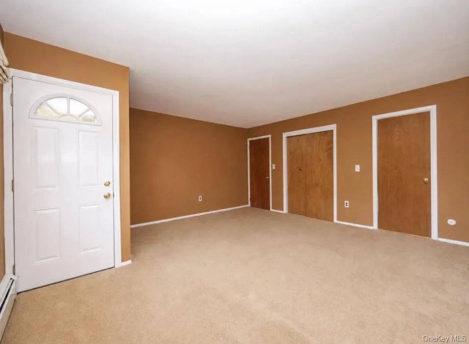 82 Vails Gate Heights Drive New Windsor, NY 12553