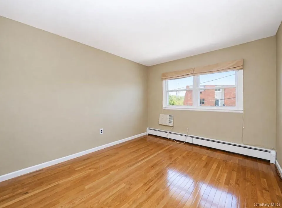 82 Vails Gate Heights Drive New Windsor, NY 12553