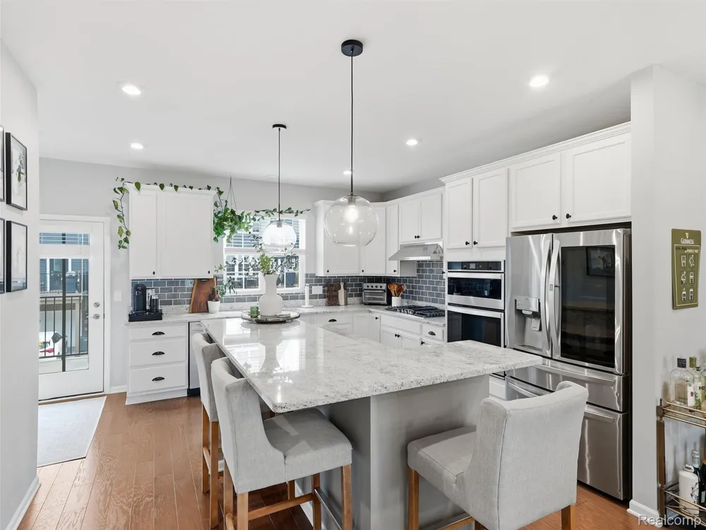 227 Sydney Court Plymouth City, MI 48170