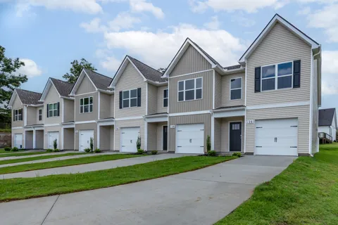 130 Mattie Ct