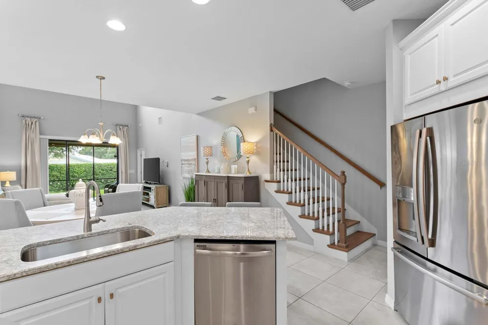 8524 ARABELLA LANE Seminole, FL 33777