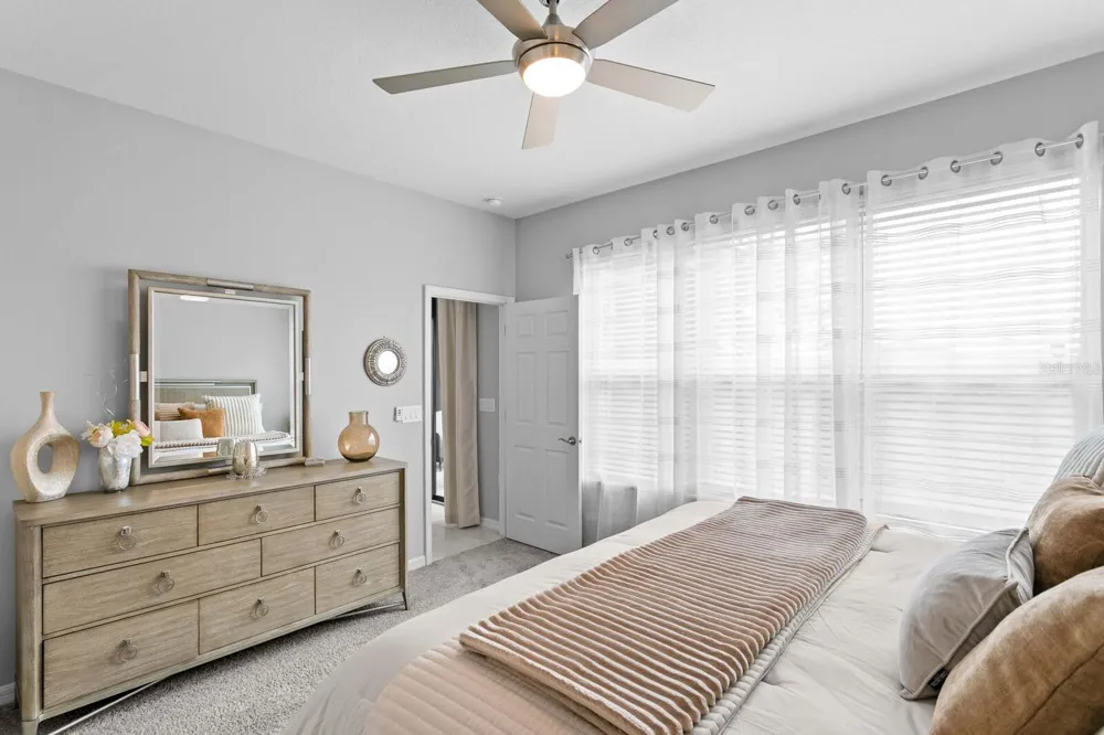 8524 ARABELLA LANE Seminole, FL 33777