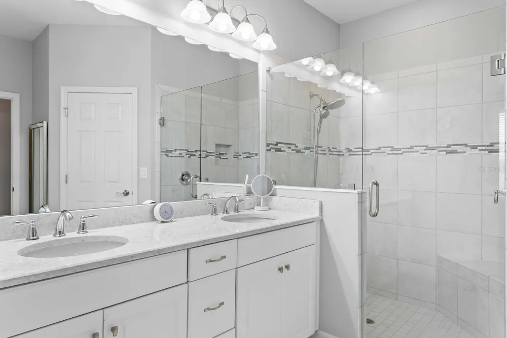 8524 ARABELLA LANE Seminole, FL 33777