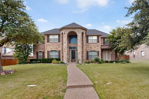 475 Fenwick Drive